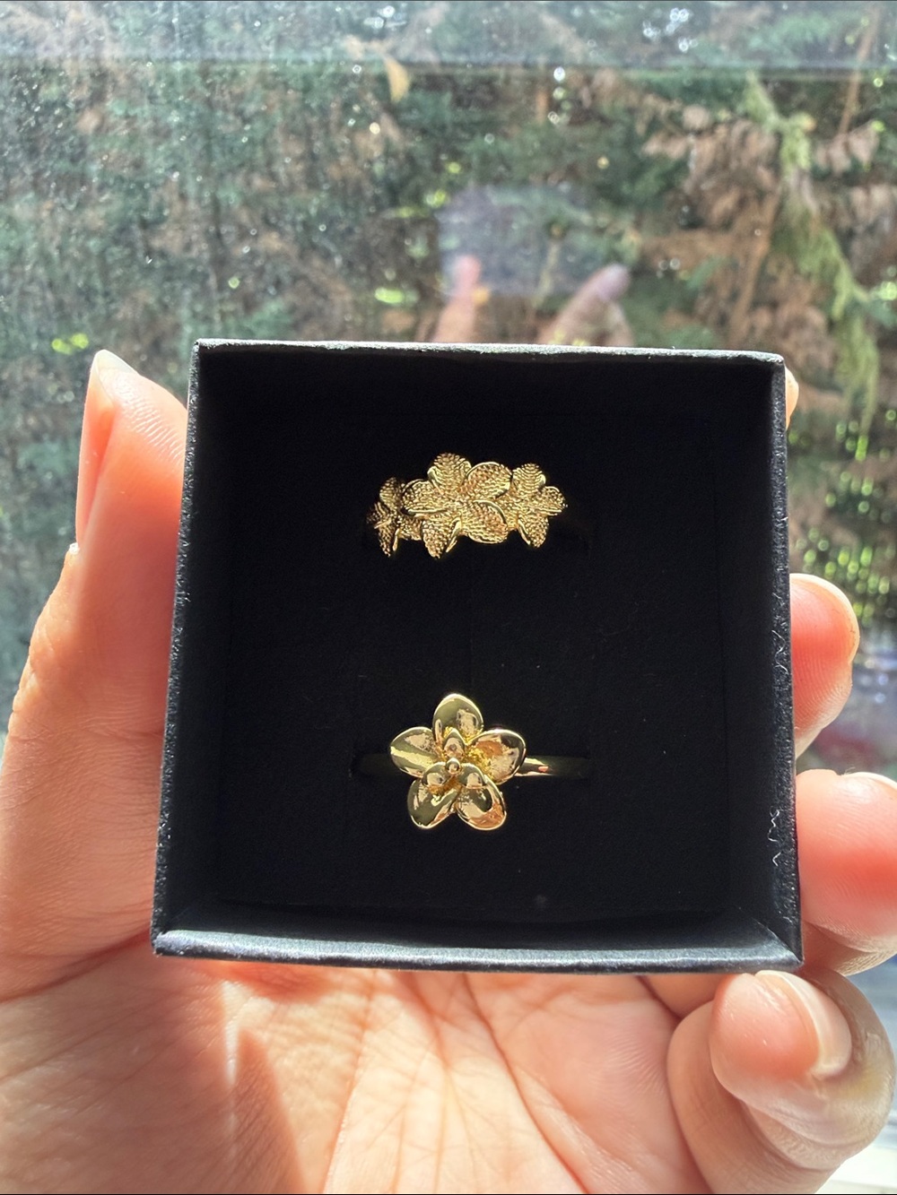 Golden Hibiscus Flower Ring ✨🌺